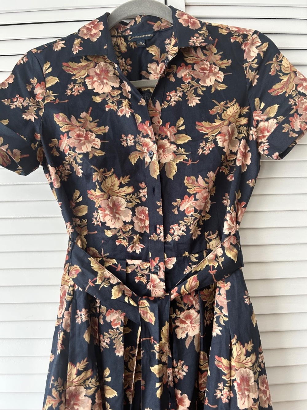 Brooks Brothers Pleated Floral Short Sleeves Dress Size 0 - Picture 2 of 10